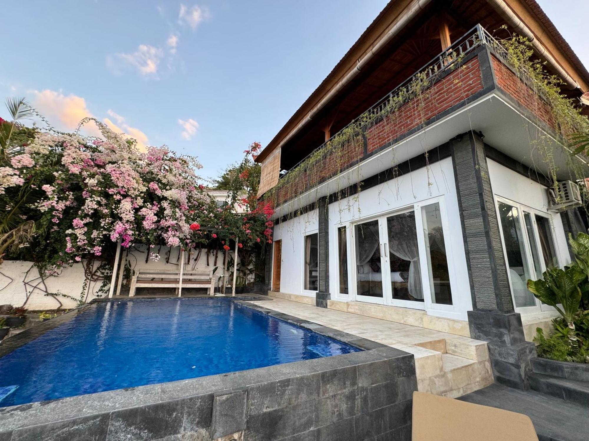 Villa Bukit Sing Sing Singaraja Buitenkant foto